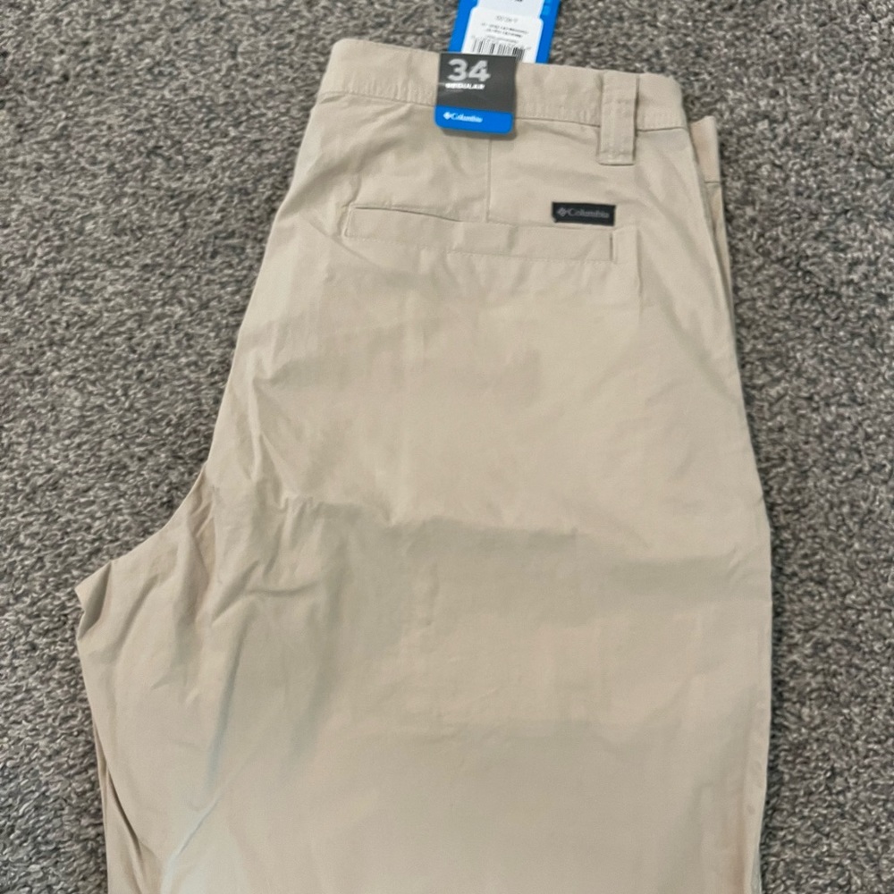 Columbia Khaki shorts
